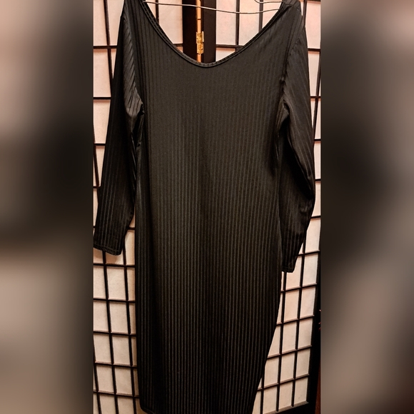 ☆ Black ⚫️❤️Ribbed 😍BodyCon Dress 👗 - Picture 3 of 5